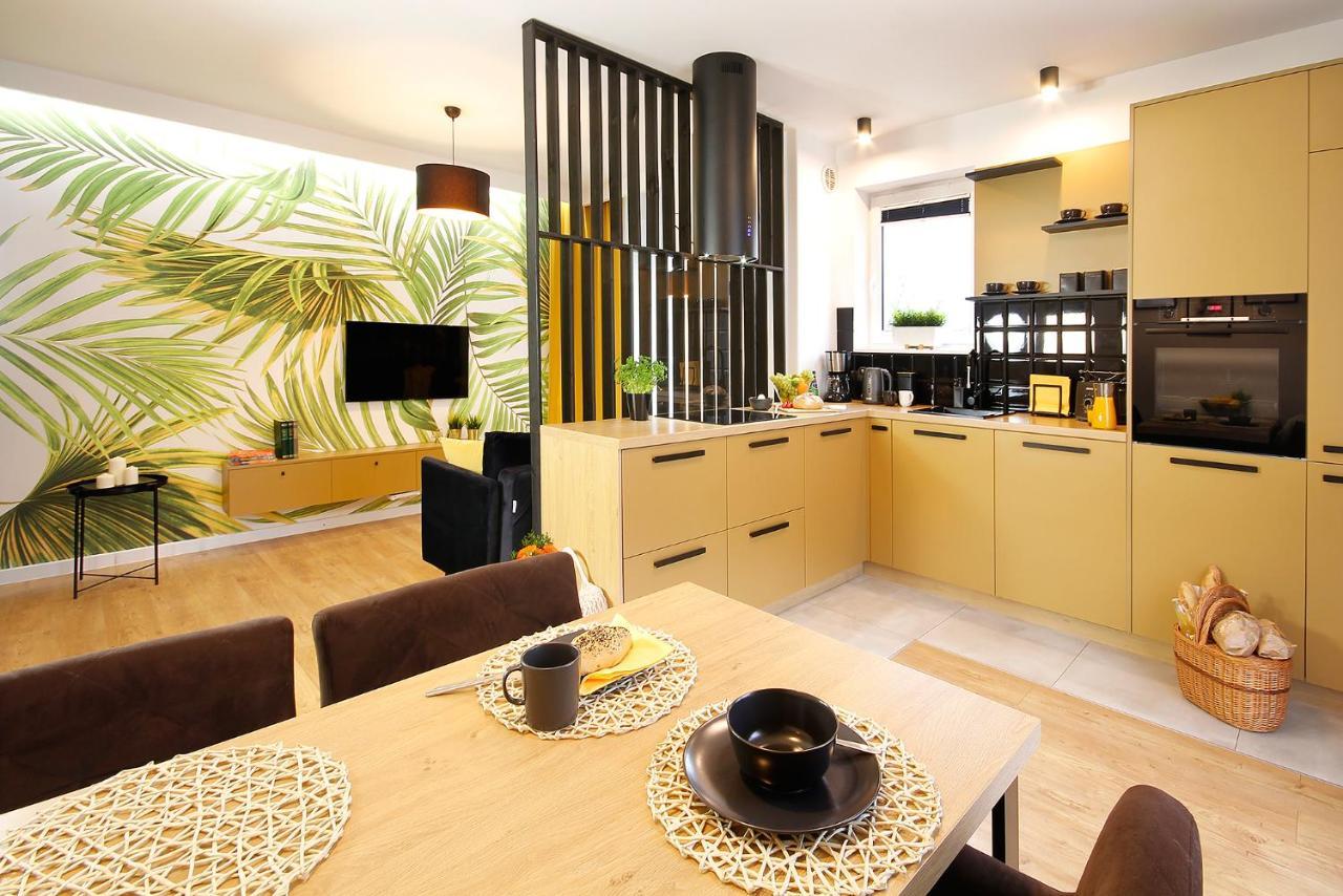 W&K Apartments - Gold Suite - Faktura Vat, Parking Кошалин Экстерьер фото