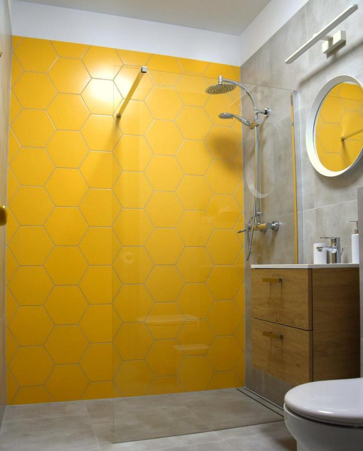 W&K Apartments - Gold Suite - Faktura Vat, Parking Кошалин Экстерьер фото